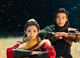 东宫春深深几许,深情缱绻几许